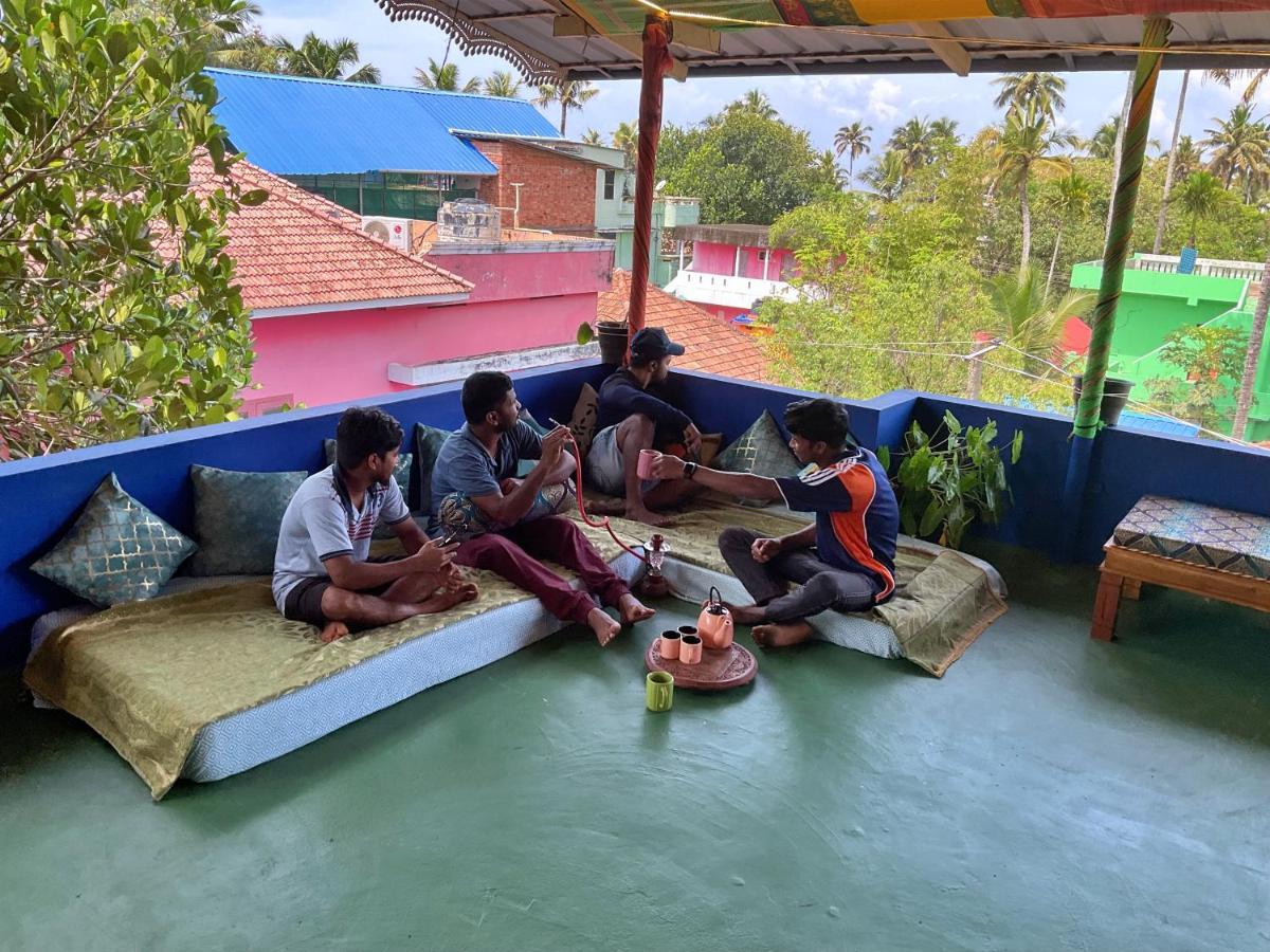 Hotel Gypsy Walker Varkala Esterno foto