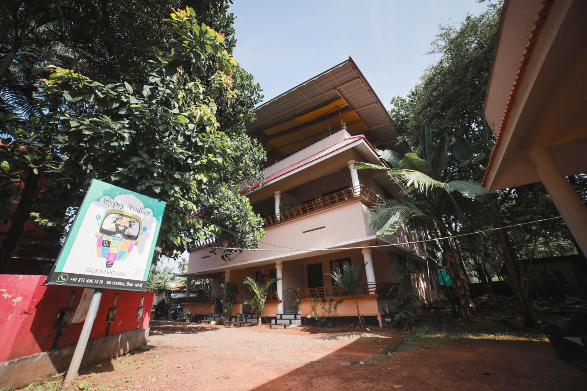 Hotel Gypsy Walker Varkala Esterno foto