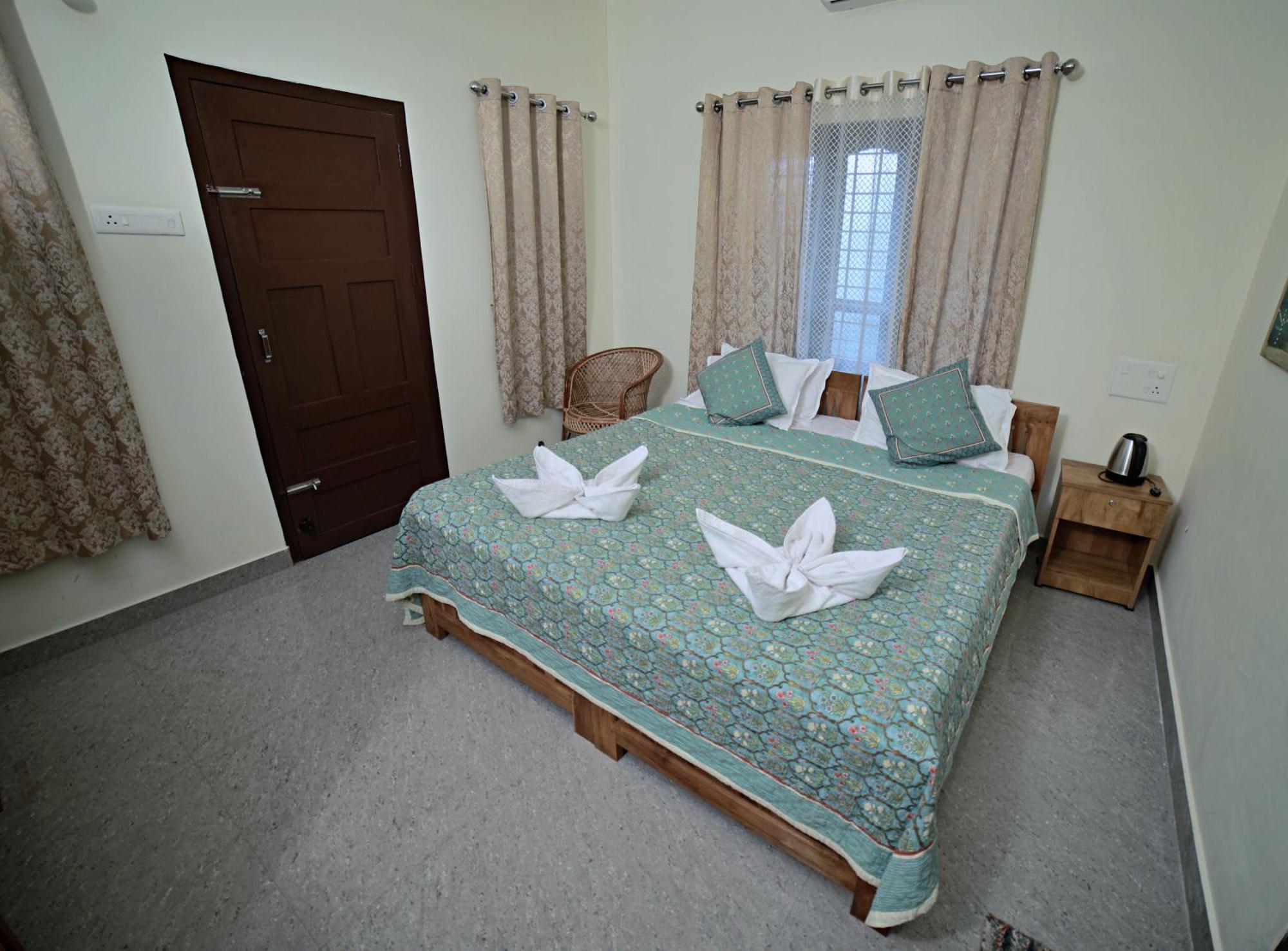Hotel Gypsy Walker Varkala Esterno foto