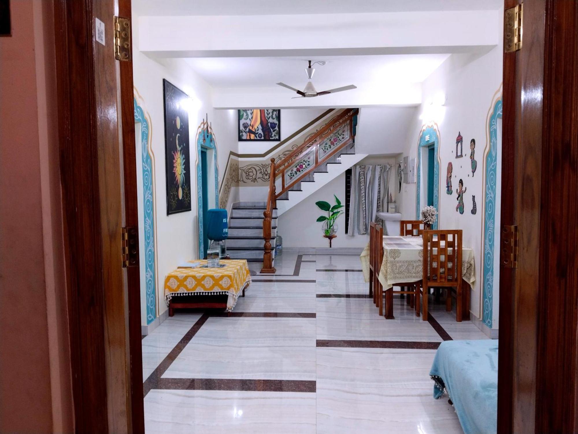 Hotel Gypsy Walker Varkala Esterno foto