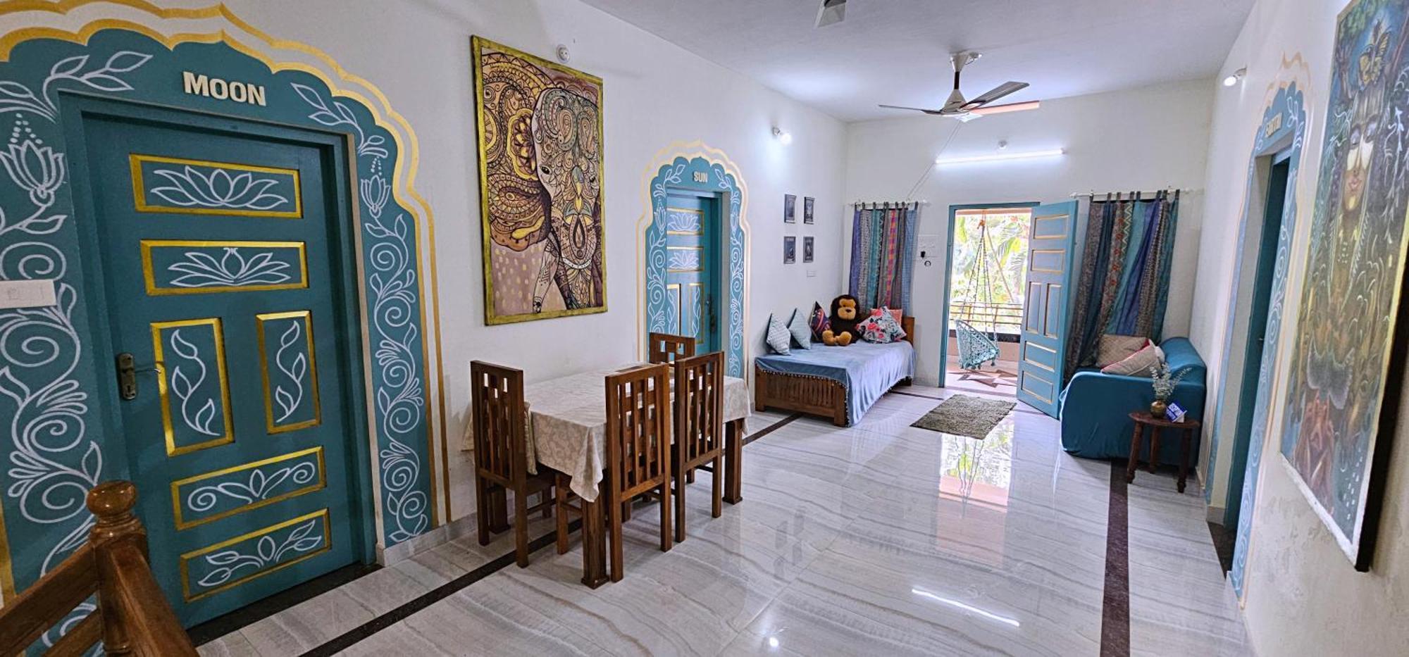 Hotel Gypsy Walker Varkala Esterno foto